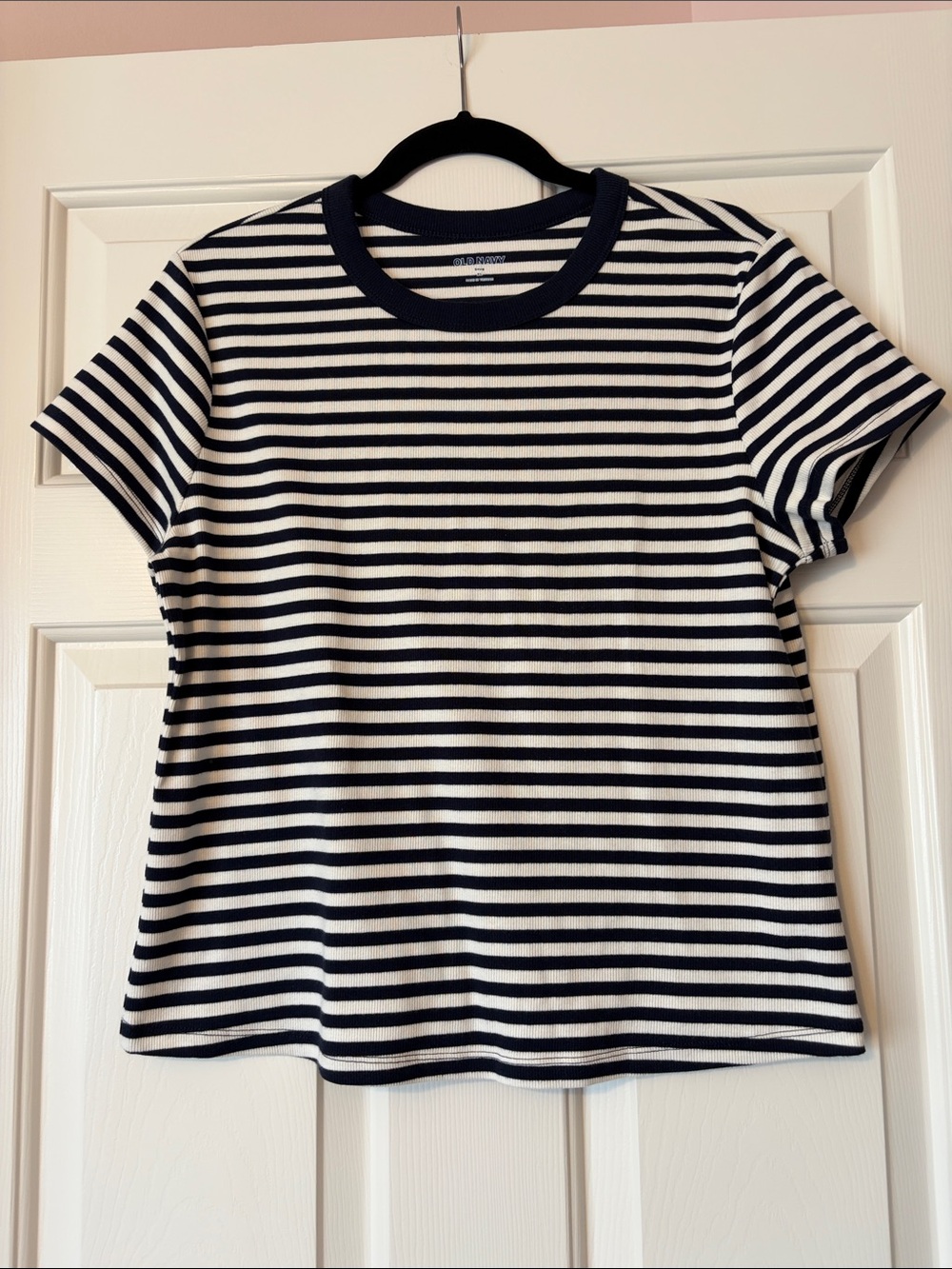 Old Navt Striped Short Sleeve Crewneck Top - Navy and White